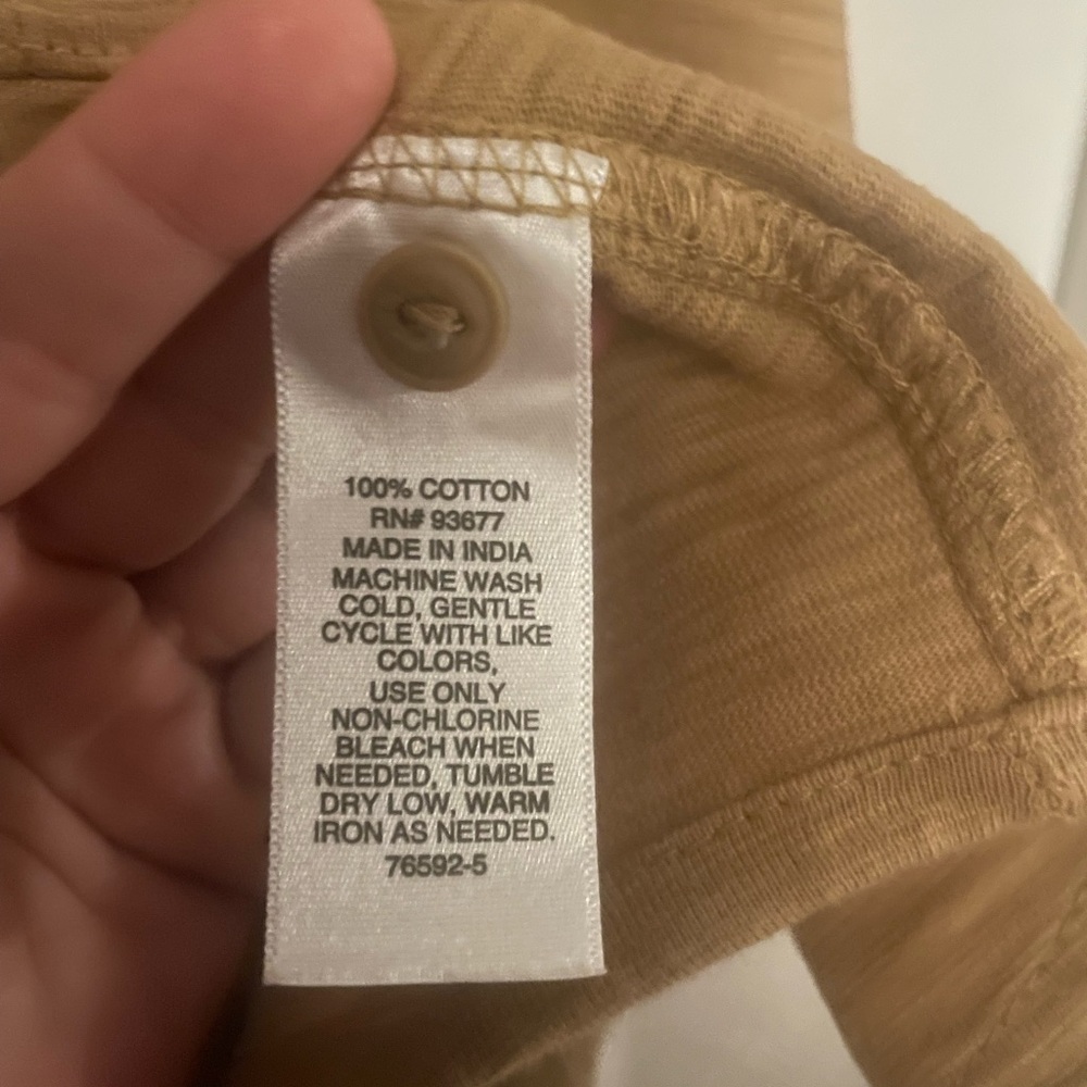 Mutual Weave XL Short Sleeve Button Front Shirt in a tan brindle color. Like New - Picture 7 of 7